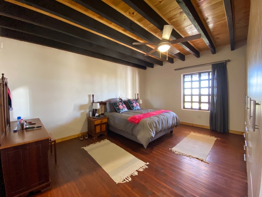 5 Bedroom Property for Sale in Hopefield Western Cape